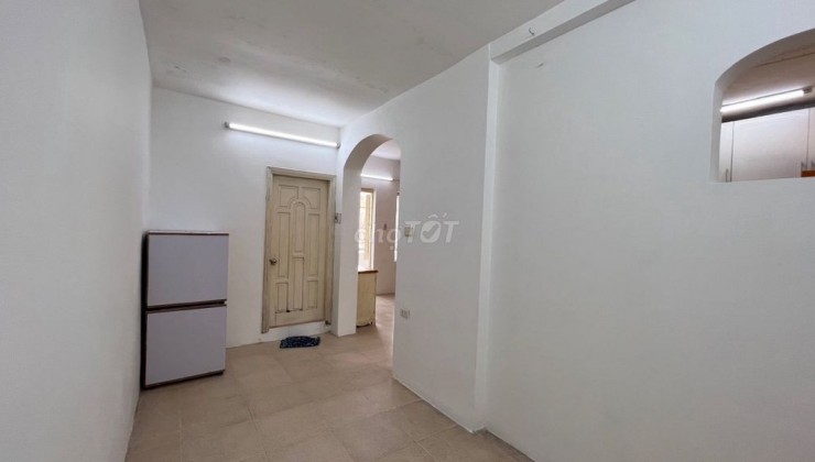 Cho thuê căn hộ chung cư B4 Khu Kim Liên, đống đa, Hà Nội, 82m2, 2 ngủ, 11.5 Triệu